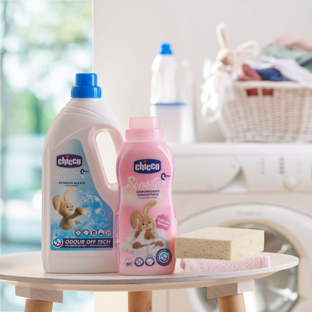 Ополіскувач-пом'якшувач тканин для дитячої білизни 0+ Chicco Sensitive Delicate flowers 750мл 30 прань - зображення 4