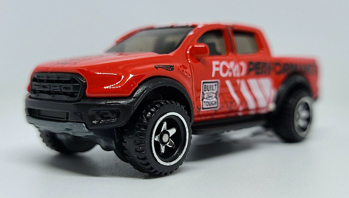Машинка Базова Hot Wheels '19 Ford Ranger Raptor HW Speed Graphics 1:64 GHF33 Red 1шт - зображення 2