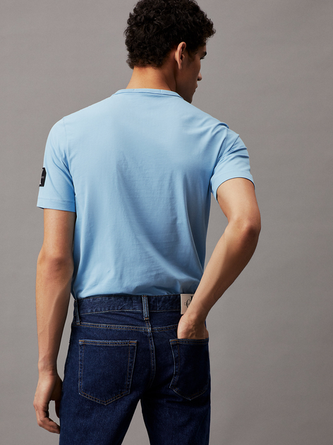 Koszulka męska bawełniana Calvin Klein Jeans J30J323484-CEZ S Błękitna (8720109368352) - obraz 2