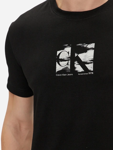Koszulka męska bawełniana Calvin Klein Jeans J30J325204-BEH 2XL Czarna (8720109351248) - obraz 3