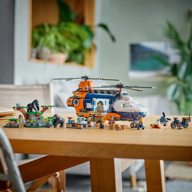 Конструктор LEGO City Вертолет в базовом лагере для исследования