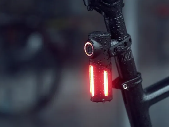 Велофара задняя Magicshine SEEMEE DV 30 lum с HD камерою