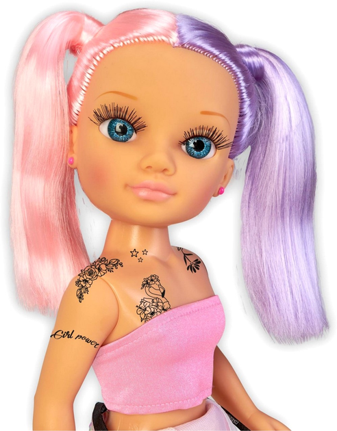Lalka z akcesoriami Famosa Nancy Tattoo Studio 43 cm (8410779105578) - obraz 8