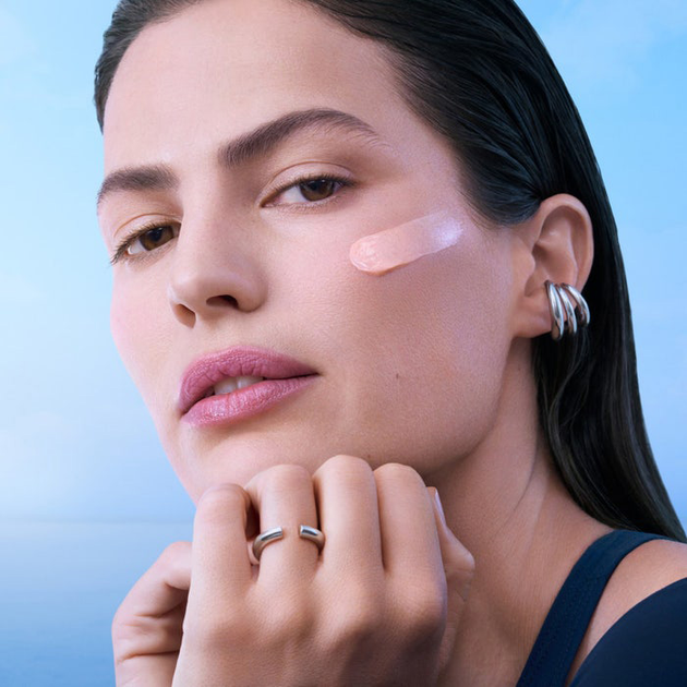 Денний крем Biotherm Blue Peptides Uplift Зміцнювальний 75 мл (3614274115550) - зображення 4