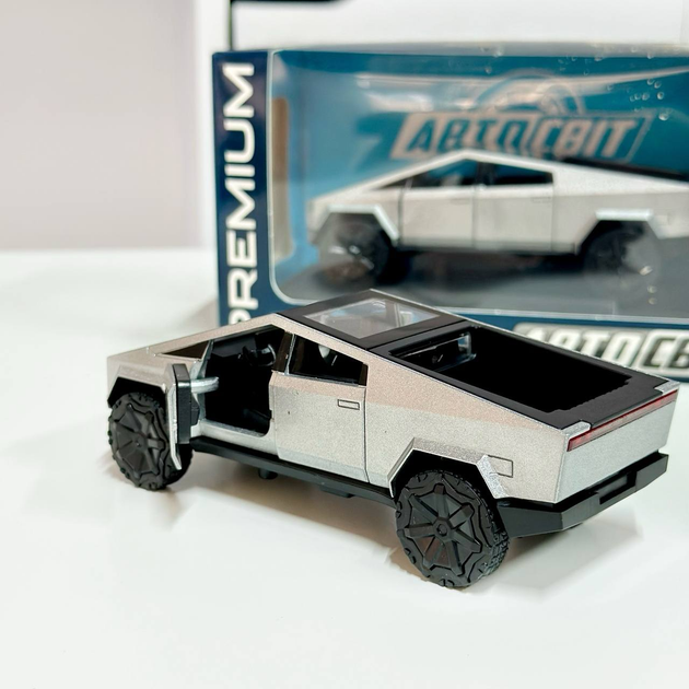 Інерційна металева машинка Tesla Cybertruck AP-1974 з світловими та звуковими ефектами Срібна 1:32 - зображення 3