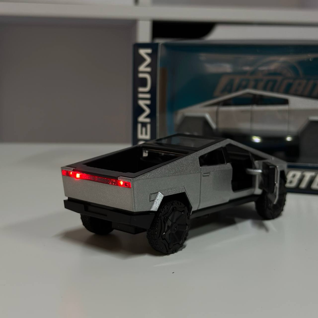 Інерційна металева машинка Tesla Cybertruck AP-1974 з світловими та звуковими ефектами Срібна 1:32 - зображення 5