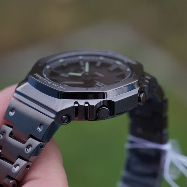 Часы Casio G-Shock GM-B2100BD-1AER Stainless Steel Black Solar