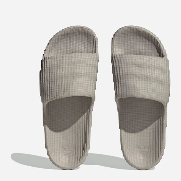 Klapki męskie basenowe męskie Adidas Adilette 22 HQ4670 40.5 Jasnobrązowe (4066749534509) - obraz 6