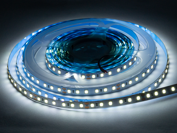 Світлодіодна стрічка 1 м SMD2835 120 LED 24В IP20 холодний білий - зображення 2