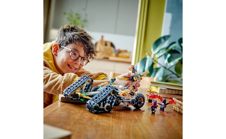 Конструктор LEGO Комбі-автомобіль команди ниндзя 576 деталей