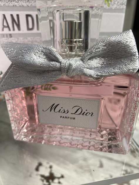 nanako9様　CHRISTIAN DIOR Miss Dior PARFUM Жіночий парфюм Miss Dior Parfum | Dior UA