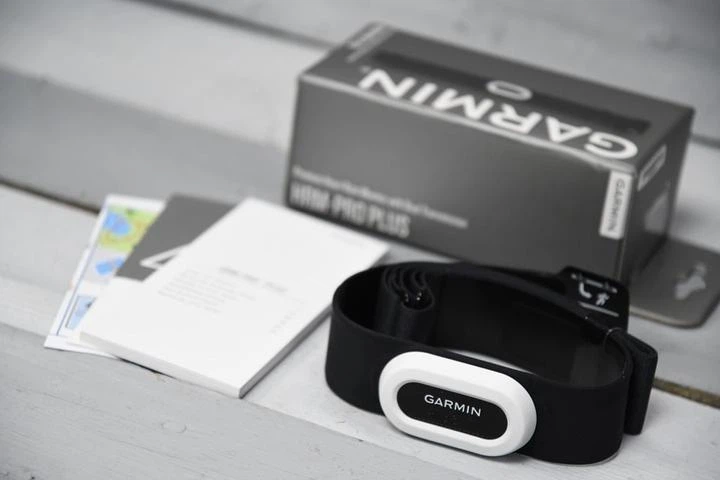 Нагрудний датчик пульсу Garmin HRM-Pro Plus (010-13118-00/10