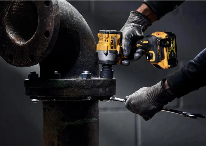 Гайковерт ударный бесщеточный DeWALT DCF921NT - Фото 11 Гайковерт ударный бесщеточный DeWALT DCF921NT - изображение 11