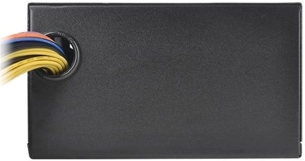 Блок живлення Thermaltake TR2 S 600W (PS-TRS-0600NPCWEU-2) - Фото 4 Блок живлення Thermaltake TR2 S 600W (PS-TRS-0600NPCWEU-2) - зображення 4