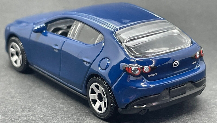 Машинка Велике Місто Matchbox 2019 Mazda 3 Highway 1:64 HLD11 Blue