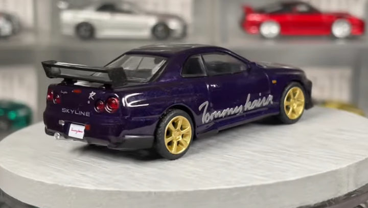 Машинка Premium MINI GT Nissan Skyline GT-R (R34) Tommykaira R-z 1