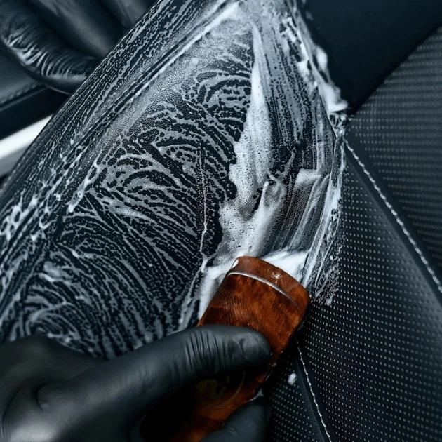 Щітка K2 Auron Brush для очищення шкіряної та тканинної оббивки (G450) - изображение 6