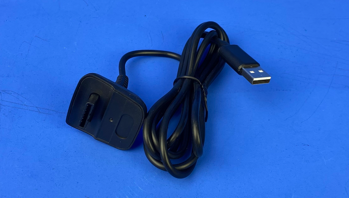 Аккумулятор RMC Xbox 360 2шт Charging Kit 3 in 1 + Кабель USB Black - Фото 6 Аккумулятор RMC Xbox 360 2шт Charging Kit 3 in 1 + Кабель USB Black - изображение 6