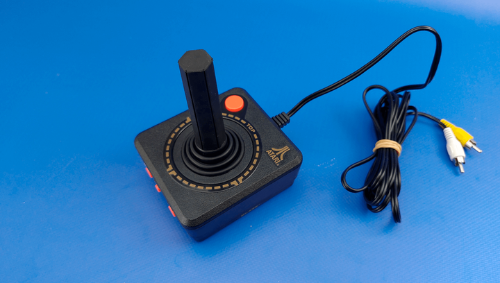 Консоль Atari 10 In 1 Plug & Play Black Б/У - изображение 3