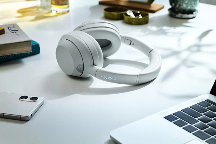 Наушники Sony Over-ear Ult Wear WHULT900N Off White (WHULT900NW