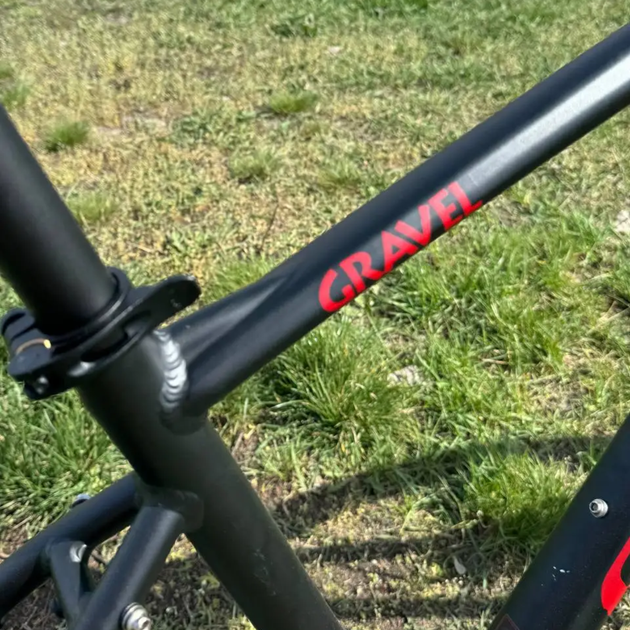 Велосипед Cronus 28" Gravel 2025 Рама-17,5" black-red - Фото 5 Велосипед Cronus 28" Gravel 2025 Рама-17,5" black-red - изображение 5