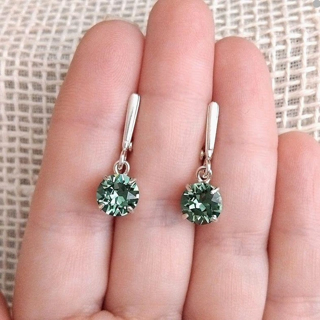 Сережки Hand Made з кристалами Swarovski кольору Erinit спокійний зелений - зображення 2