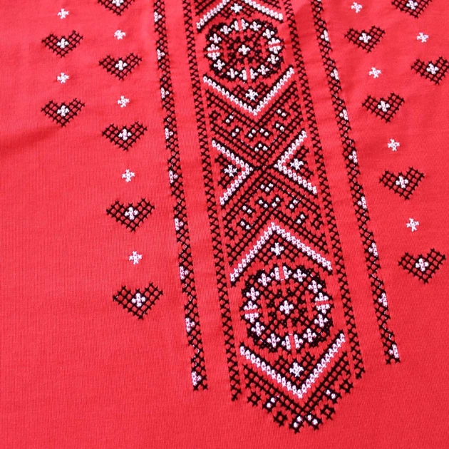 Жіноча футболка з вишивкою Ladan Гердан 46 Червоний (FW1-KVITKOVA-RED) - зображення 3
