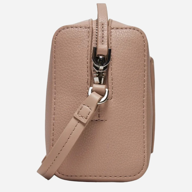 Сумка крос-боді жіноча маленька Calvin Klein K60K612274-PE1 Бежева (8720639006748) - зображення 3