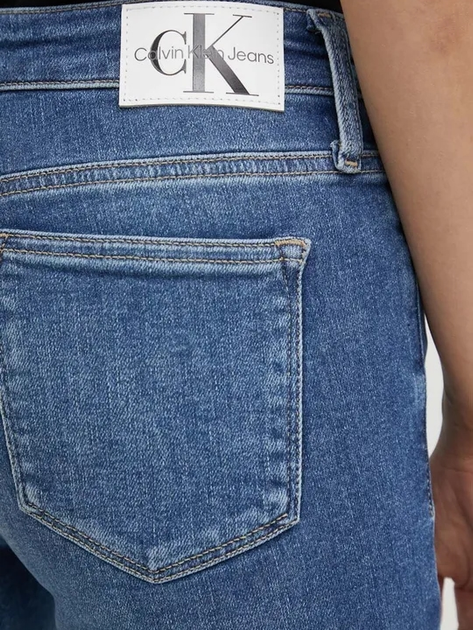 Джинси Skinny жіночі Calvin Klein Jeans J20J223633-1A4 31-32 Сині (8720639095599) - зображення 4