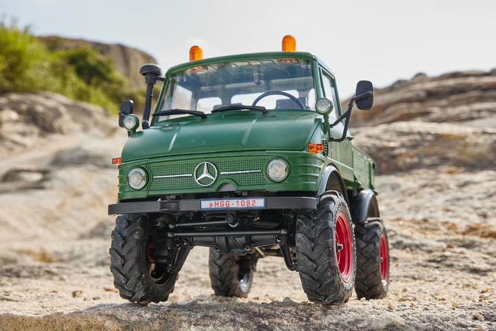 Машинка на радіокеруванні FMS 1:24 FCX24 MERCEDES-BENZ UNIMOG 421