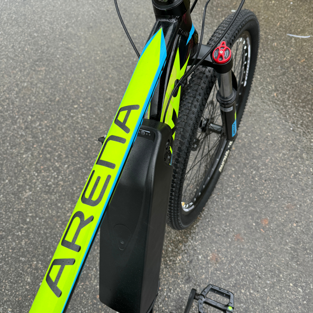 Велосипед с Е-комплектом 27.5" Arena 19" Black-Green рама 500Вт 48в 18Ah запас хода 70 км на рост 175 см LSD-Display - изображение 3