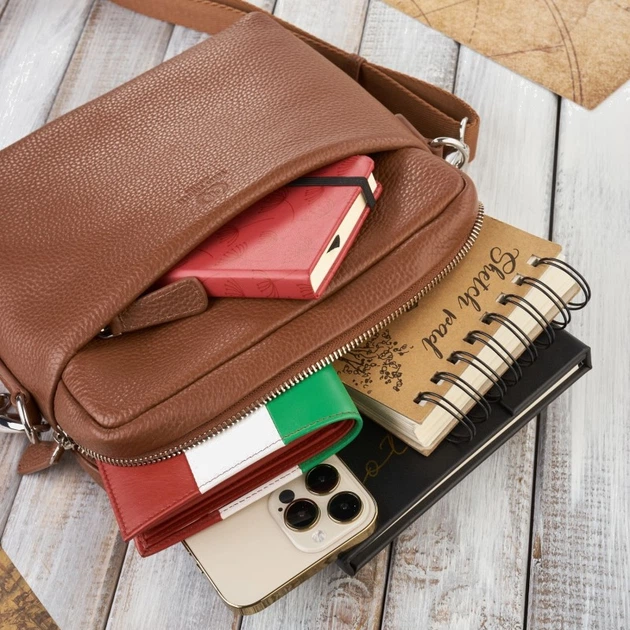 Сумка-планшет через плече чоловіча з натуральної шкіри Paolo Peruzzi AV-03-CG Коричнева (5905567203657) - зображення 5