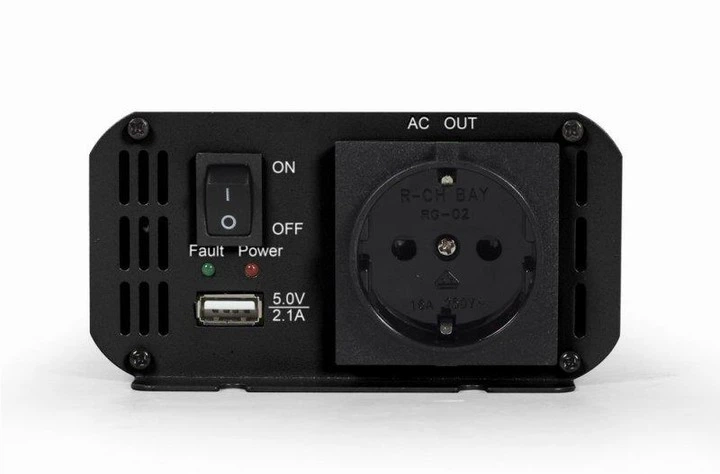 Автомобільний інвертор EnerGenie EG-PWc300-01 300W - изображение 3