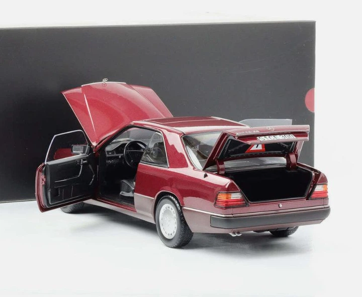 Модель автомобиля Mercedes-Benz 300 CE-24 (C124) Coupe 1990
