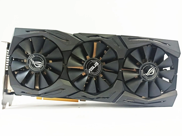 Видеокарта Asus ROG STRIX GTX 1080 Ti (11GB/GDDRX5/352bit) ROG