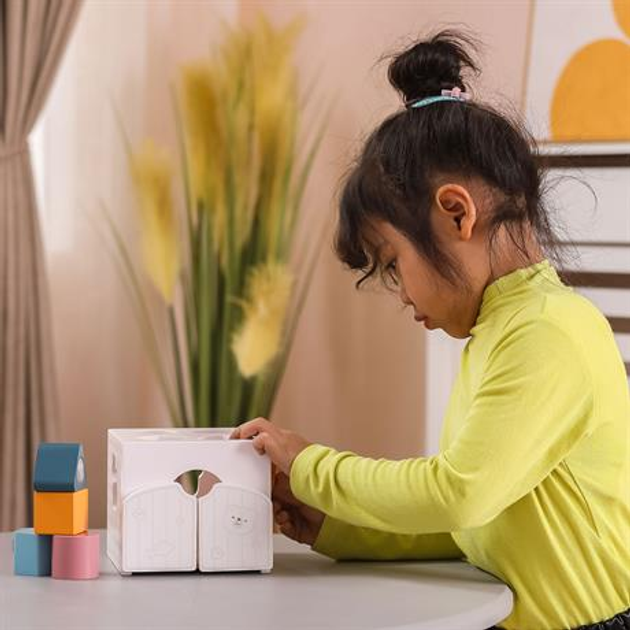 Дерев'яний сортер з брязкальцями Viga Toys PolarB Будиночок для звірят (6971608440526) - зображення 5