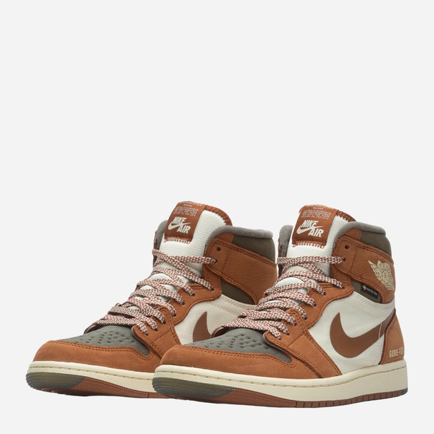 Buty do koszykówki męskie za kostkę Nike Jordan Brand Air Jordan 1 High Element Gore-Tex DB2889-102 42 Brązowe (196975655359) - obraz 2