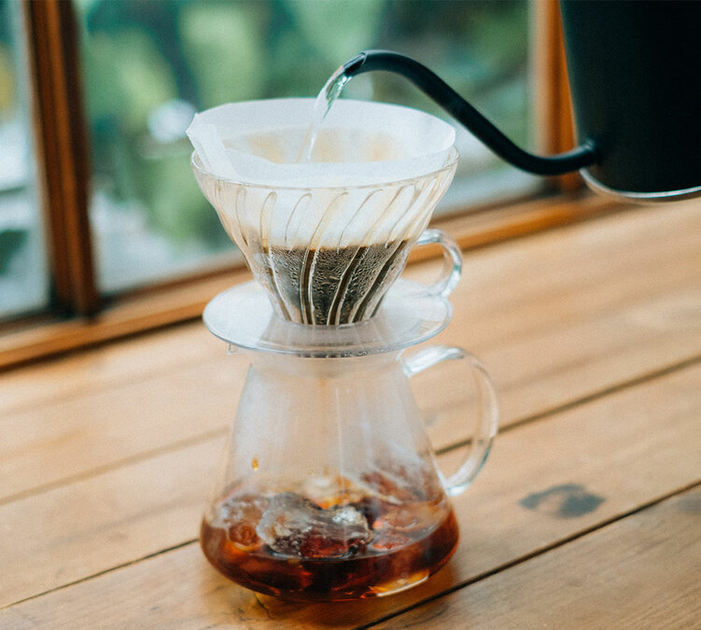Zestaw Hario Dripper + Pojemnik 600 ml + Łyżka miarowa + Filtry papierowe 40 szt (4977642151376) - obraz 3