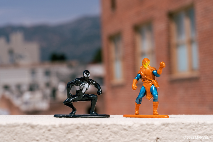Zestaw metalowych figurek kolekcjonerskich Jada Marvel Człowiek Pająk 8 4 cm x 18 sztuk (4006333081743) - obraz 12