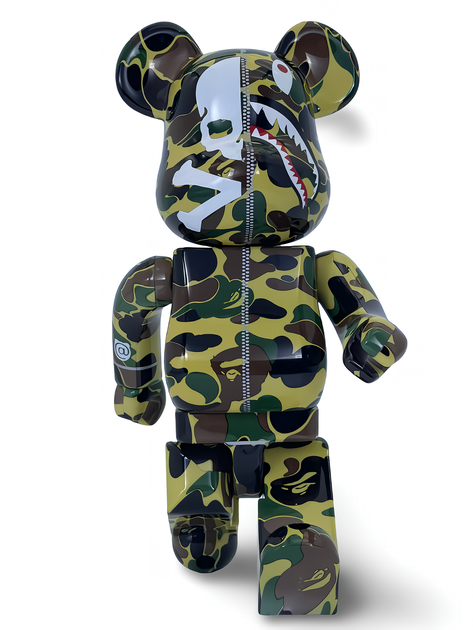 Статуетка Bearbrick x BAPE Mastermind Green Camo 400% 28 см Medicom Toy Камуфляжна Акула. - зображення 11