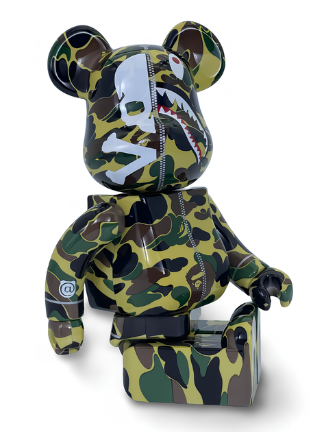 Статуетка Bearbrick x BAPE Mastermind Green Camo 400% 28 см Medicom Toy Камуфляжна Акула. - зображення 13