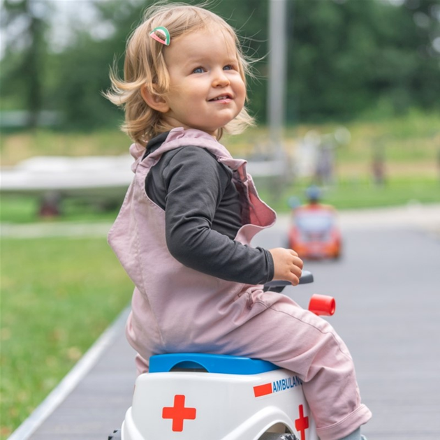Jeździk Falk Samochod ambulans z klaksonem (3016200007012) - obraz 11