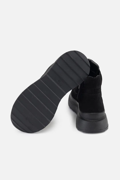 Жіночі високі кросівки 39 колір чорний YUKI ЦБ-00253418