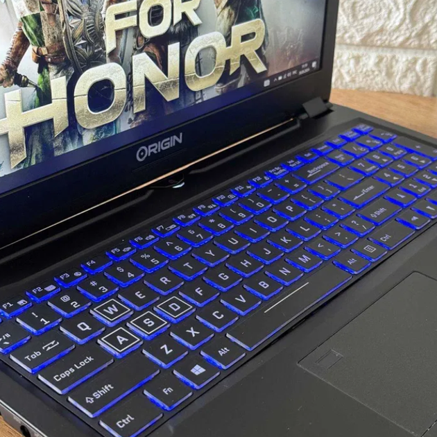 Ноутбук Origin Evo15-S 15,6" FHD IPS i7 8750H 16Gb SSD 512Gb GTX 1070 MaxQ Б/В - изображение 8
