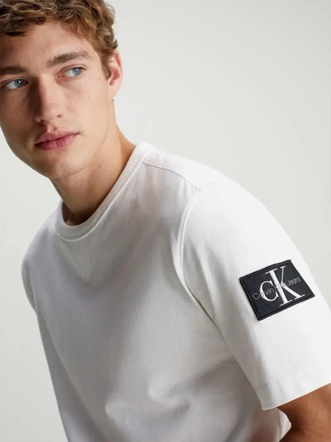 Футболка бавовняна чоловіча Calvin Klein Jeans J30J323484YAF S Біла (8720108080095) - зображення 4