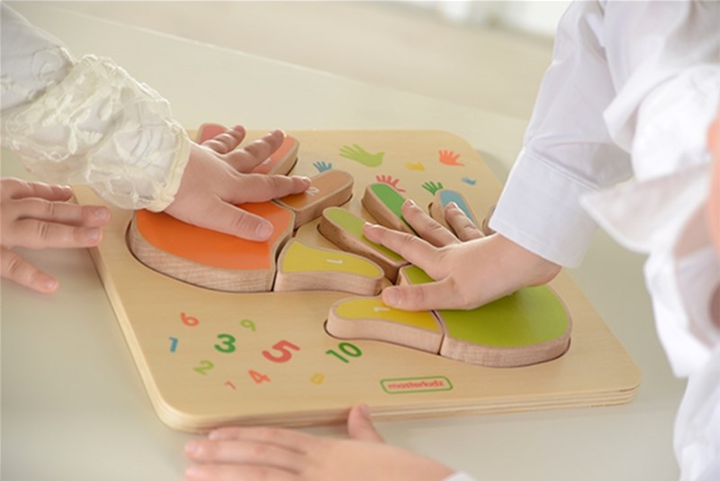 Розвиваюча дошка Masterkidz Wooden Вважаємо на пальцях (6955920001733) - зображення 3