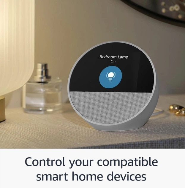 Розумна колонка Amazon Echo Spot Smart alarm clock with Alexa - Black (Англійська / Іспанська / Французська) - Фото 6 Розумна колонка Amazon Echo Spot Smart alarm clock with Alexa - Black (Англійська / Іспанська / Французська) - зображення 6