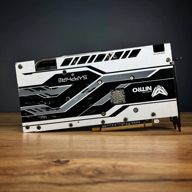Дискретна відеокарта AMD Radeon RX 570, 8 GB GDDR5, 256-bit / DVI, DisplayPort, HDMI (11266-09-20G) б/в - Фото 5 Дискретна відеокарта AMD Radeon RX 570, 8 GB GDDR5, 256-bit / DVI, DisplayPort, HDMI (11266-09-20G) б/в - зображення 5