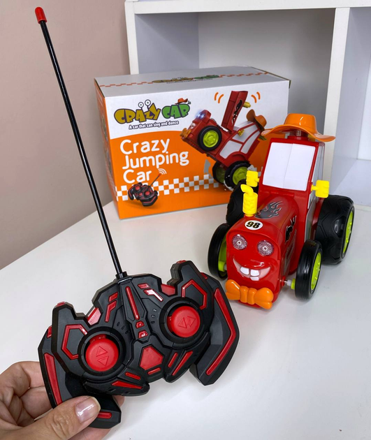 Дитячий музичний тракторець Crazy Jumping Car 2101А на радіо