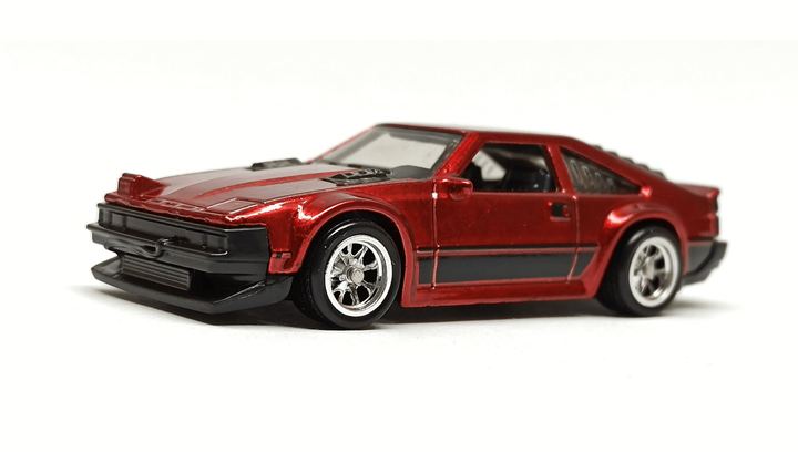 Машинка Базова Hot Wheels '82 Toyota Supra Super Treasure Hunt STH